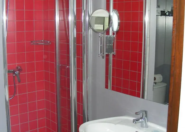 Economy Twin Room